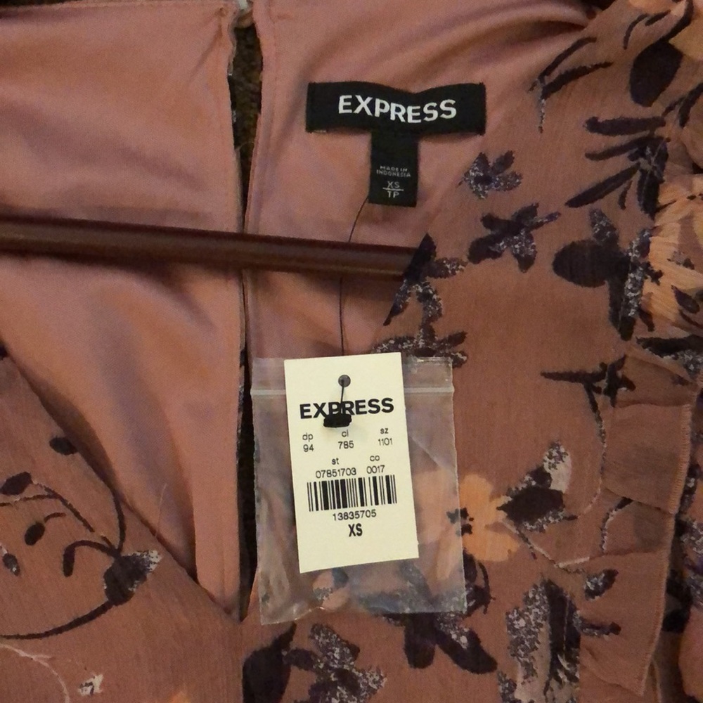 EXPRESS DRESS *NEW* - Picture 2 of 8